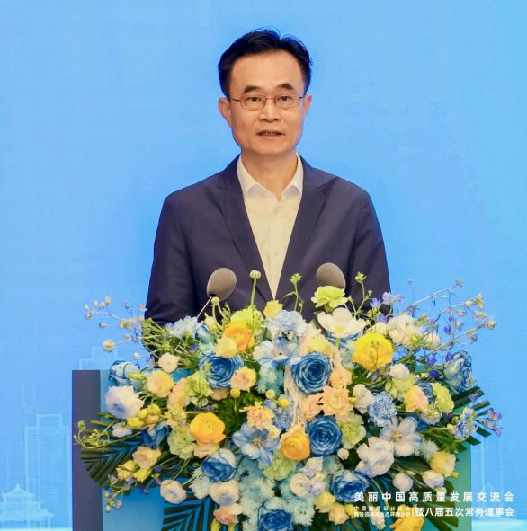 刘耿辉.jpg 刘耿辉.jpg