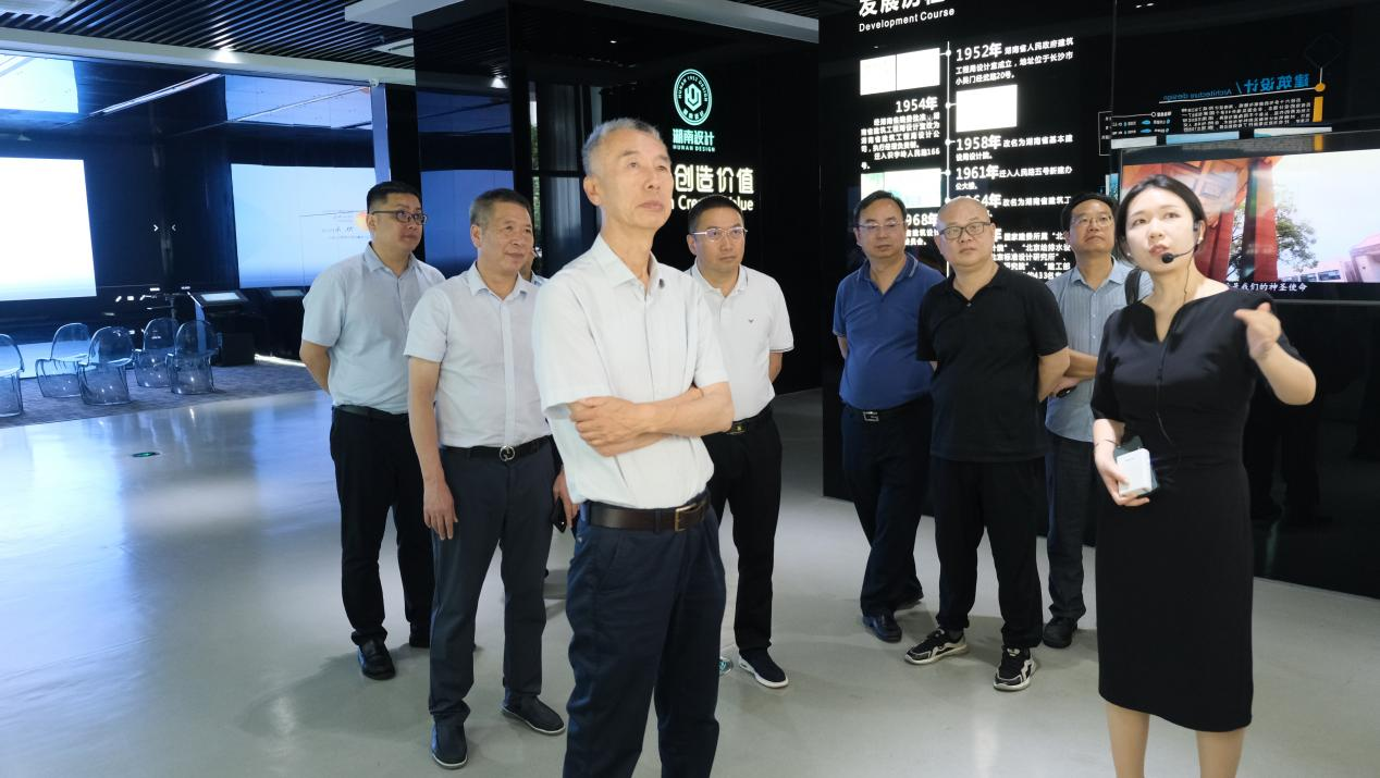 圣淘沙app官网
副理事长王子牛走访调研湖南勘察设计企业