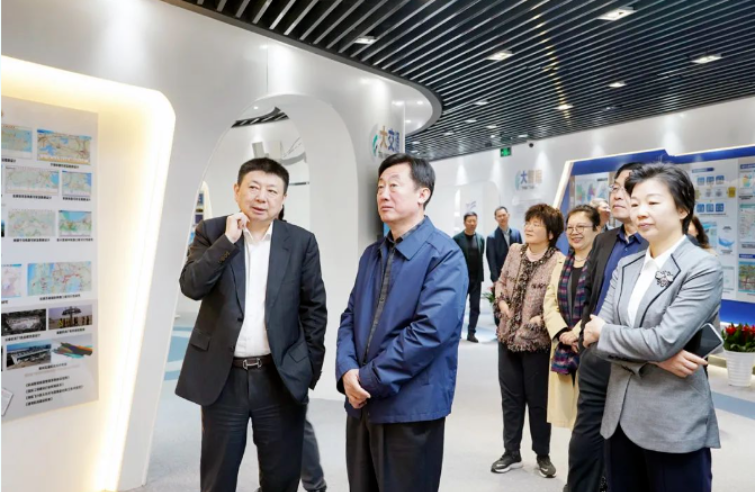 圣淘沙app官网
朱长喜理事长等一行走访调研江苏部分勘察设计企业